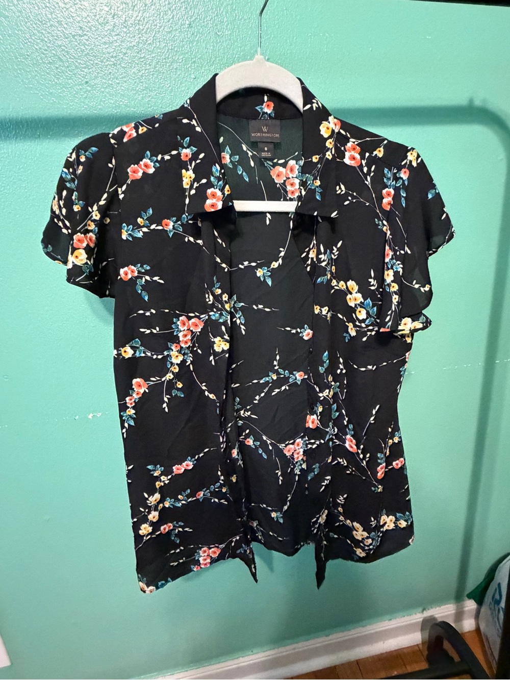 Worthington Black Floral Open-Front Flutter Sleeve Blouse